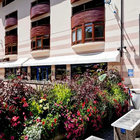 Apartment Cosy Avec Balcon, Parking Et Wifi Au Coeur De - Fr-1-512-136 Brides-les-Bains